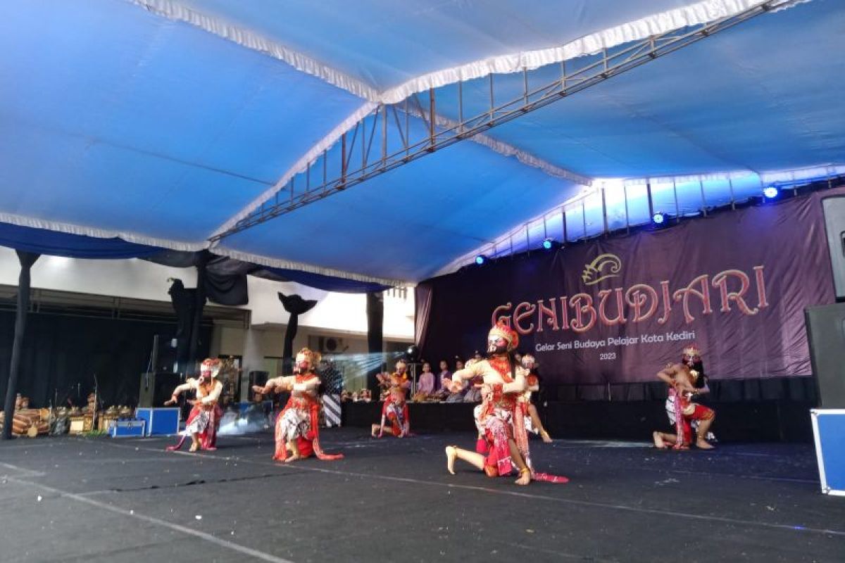 Dispendik Kota Kediri gelar ajang seni budaya wadahi bakat seni siswa