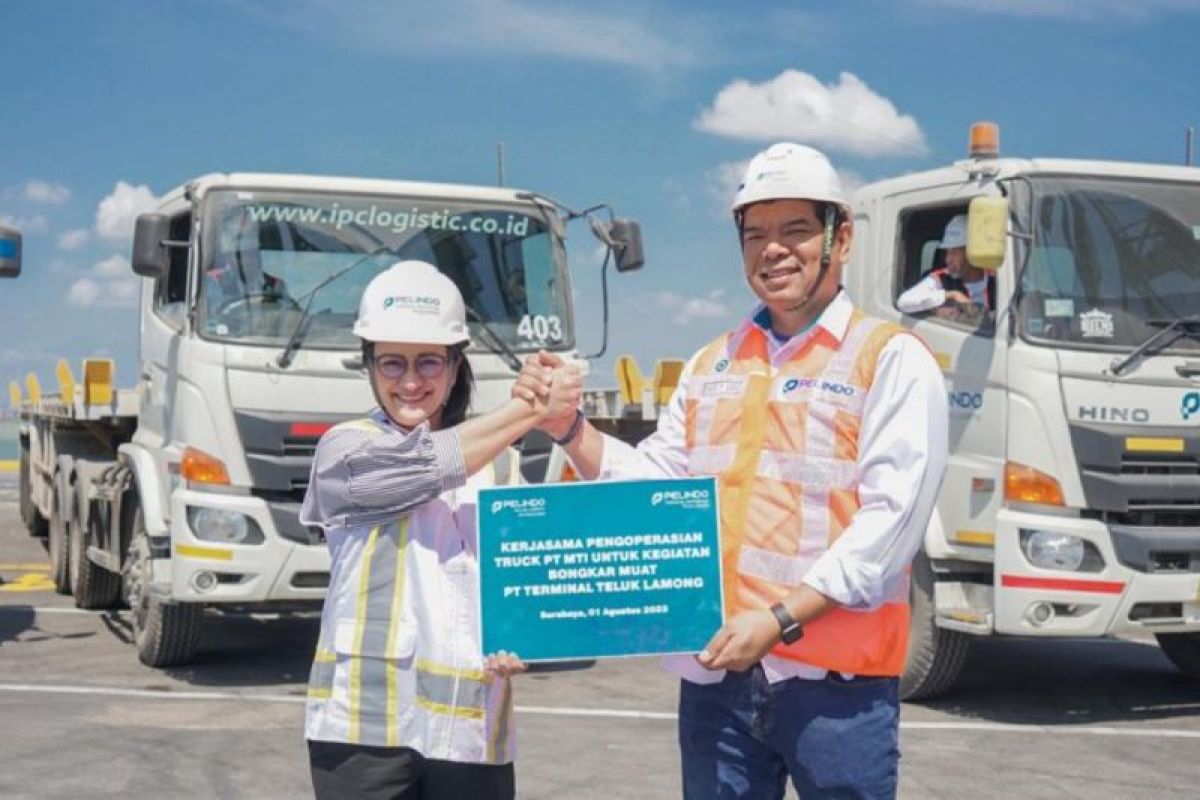 Terminal Teluk Lamong-Multi Terminal Indonesia operasikan  truk khusus