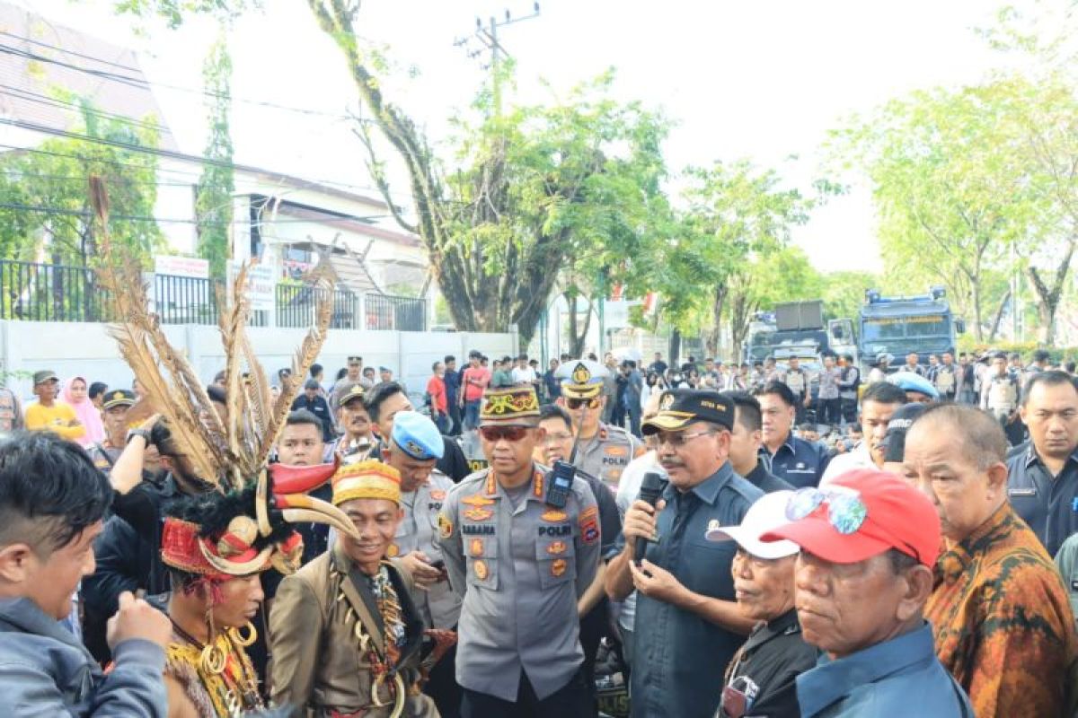 Polresta Banjarmasin amankan unjuk rasa di DPRD Kalsel