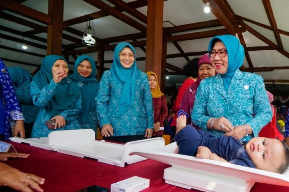 Ketua TP PKK Kota Madiun minta orang tua rajin bawa balita ke posyandu