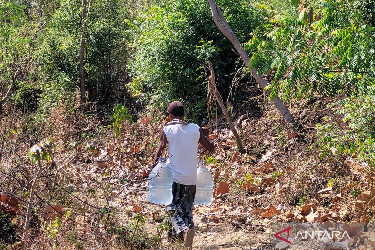 DPRD Situbondo minta pemkab segera cari solusi kekeringan Dusun Langai