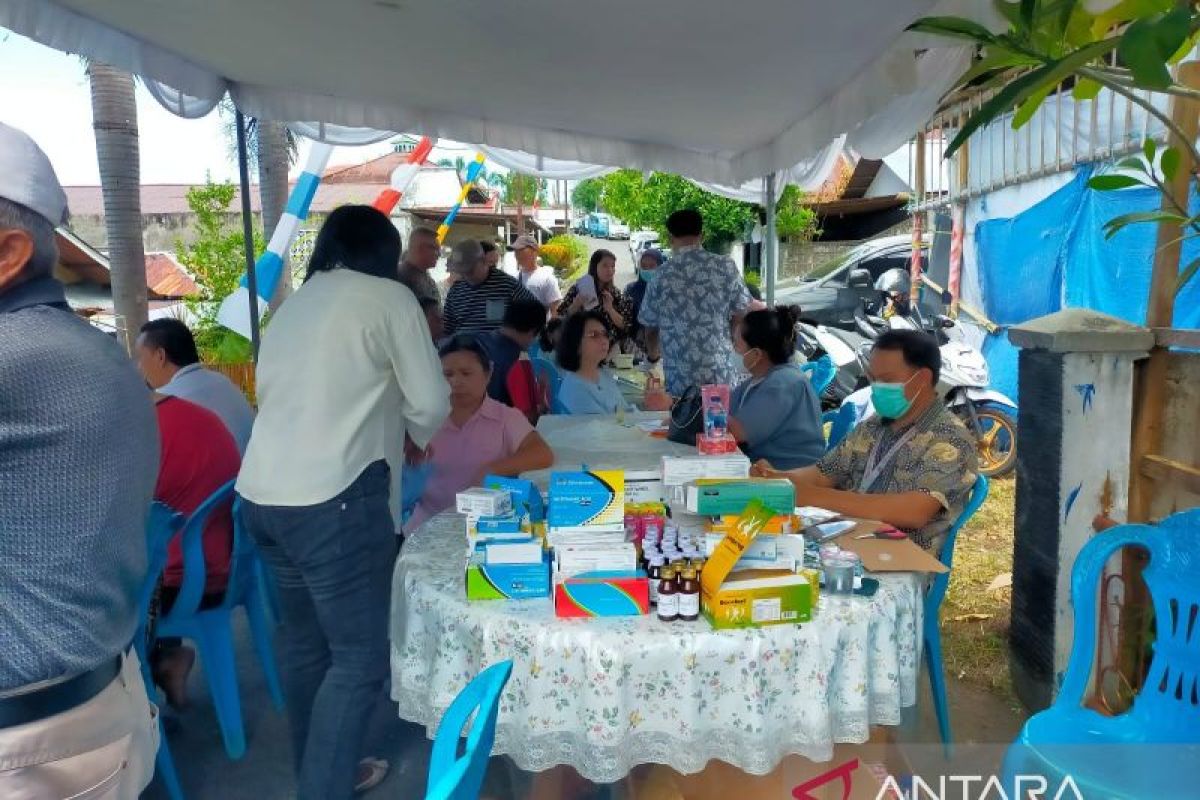 Wakil ketua DPRD Manado gelar pengobatan gratis