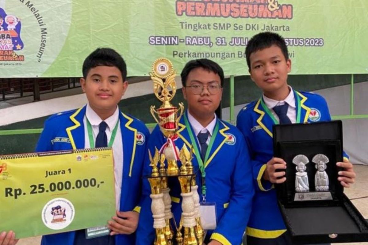 SMPN 255 Jakarta Juara 1 LCCSP 2023 Tingkat SMP se-DKI