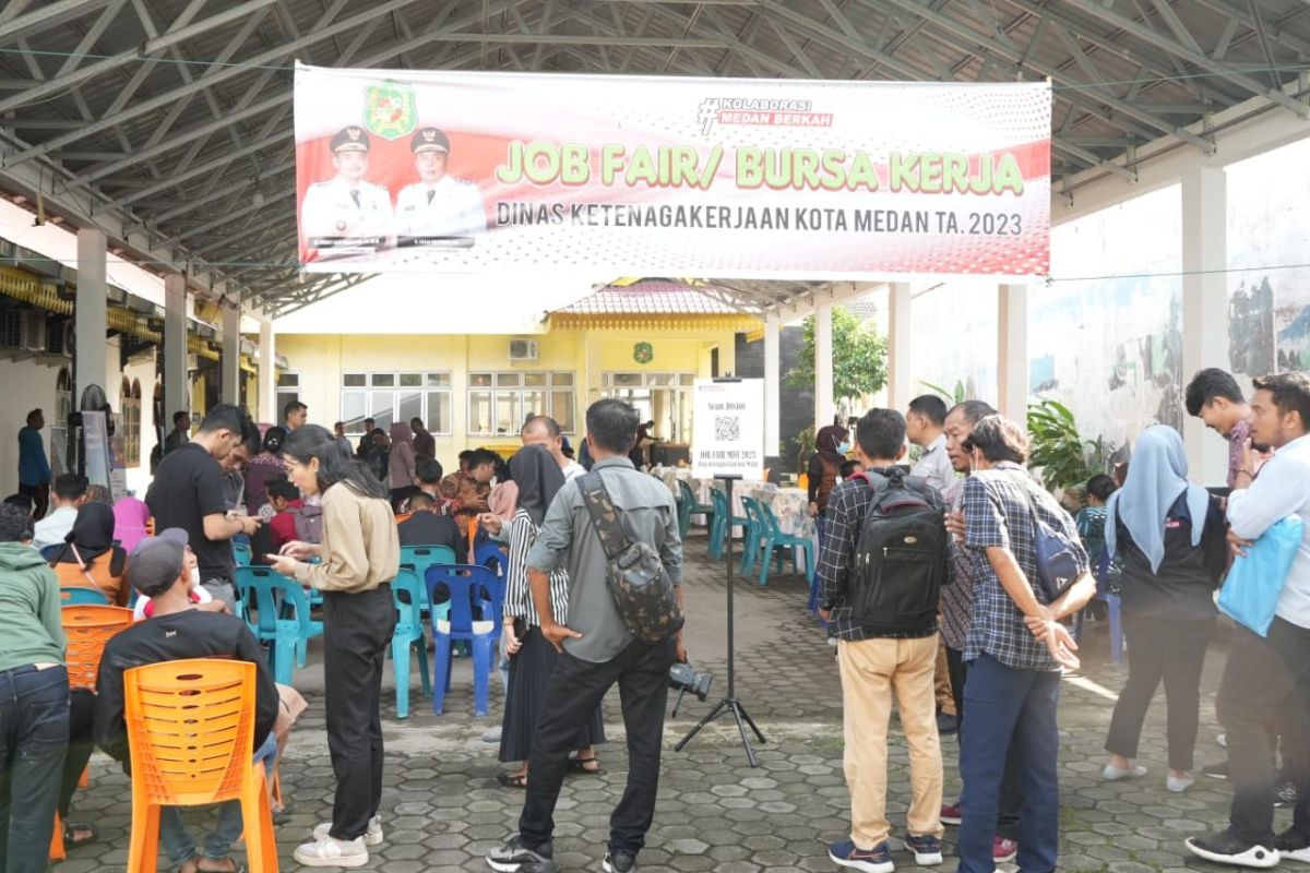 Legislator  dorong Pemkot Medan kurangi pengangguran terbuka
