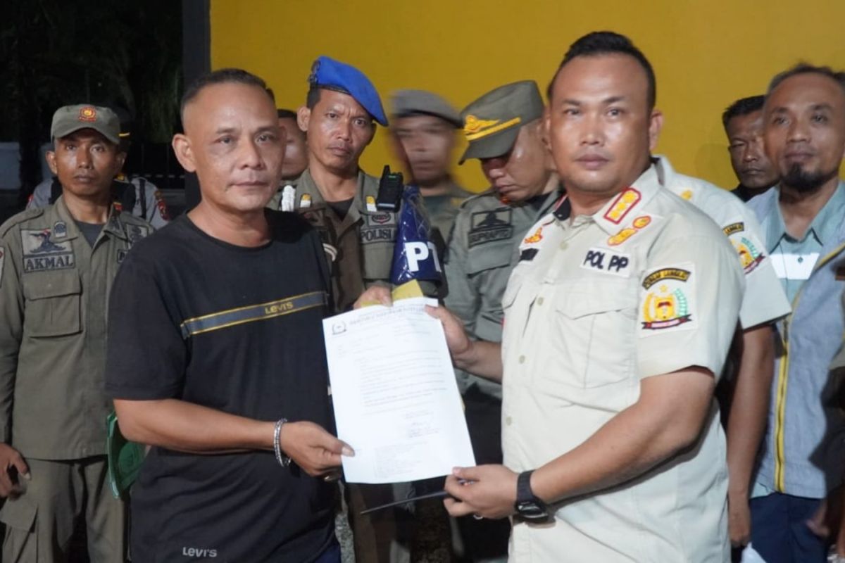 Satpol PP Langkat segel Diskotik One King Golden