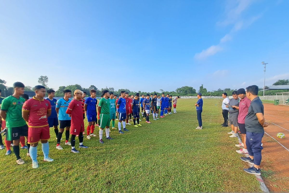 Selekda tim sepakbola Pra PON Jambi diikuti oleh 45 pemain