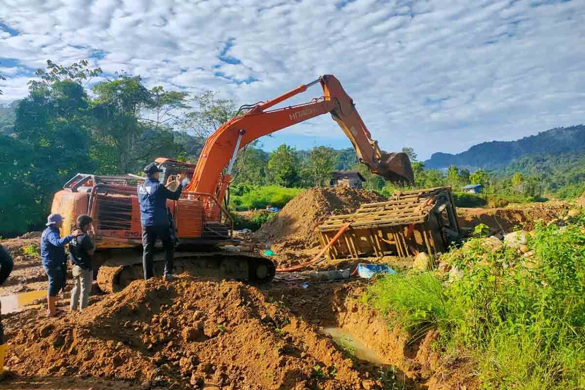 Polda Aceh tangkap empat terduga penambangan emas ilegal