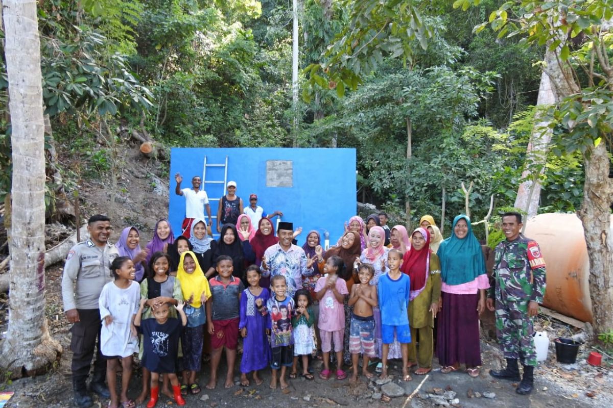 Warga daerah 3T di Kepulauan Sula nikmati air bersih