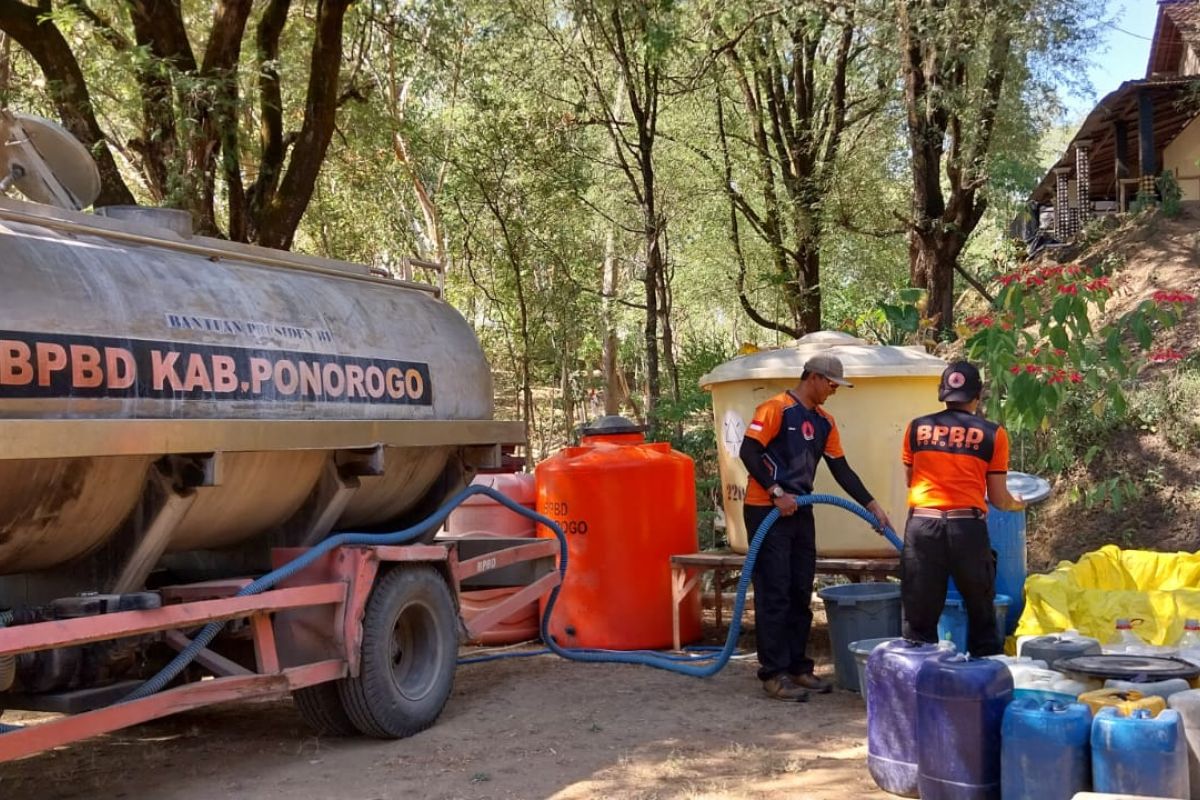 BPBD Ponorogo salurkan air bersih untuk warga terdampak kekeringan