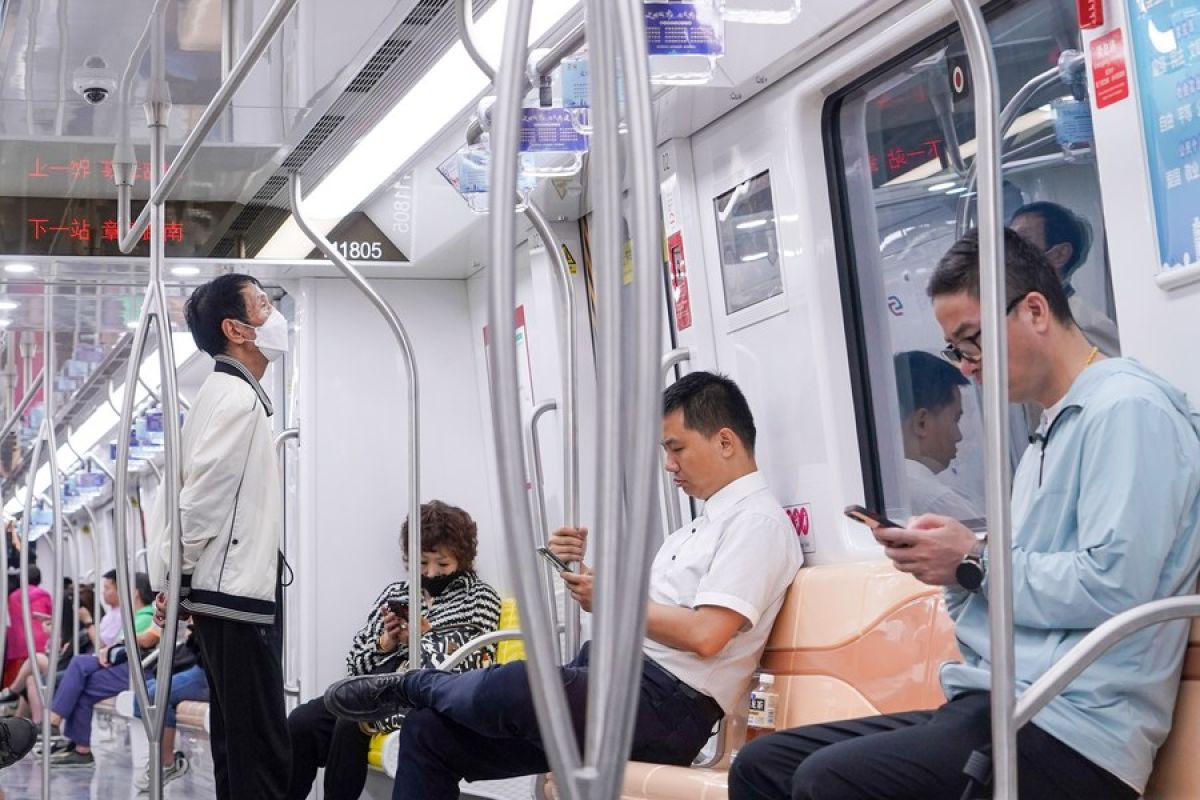 Perjalanan penumpang China naik 56,3 persen pada H1 2023