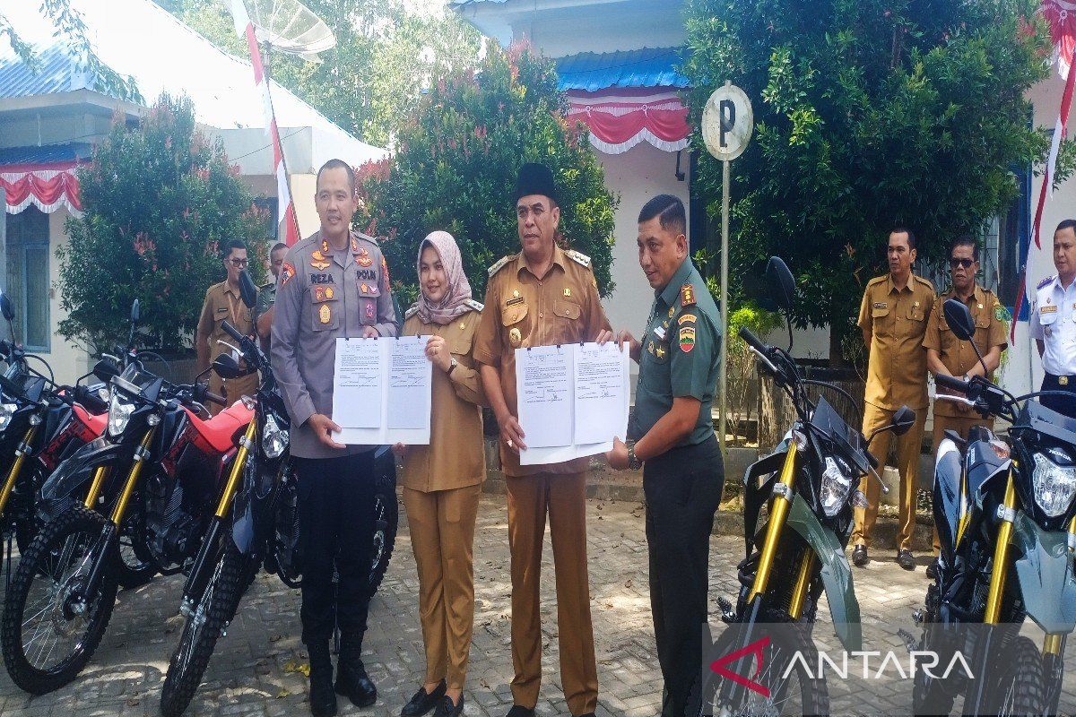 Polisi dan TNI dapat hibah sepeda motor dari Pemkab Madina