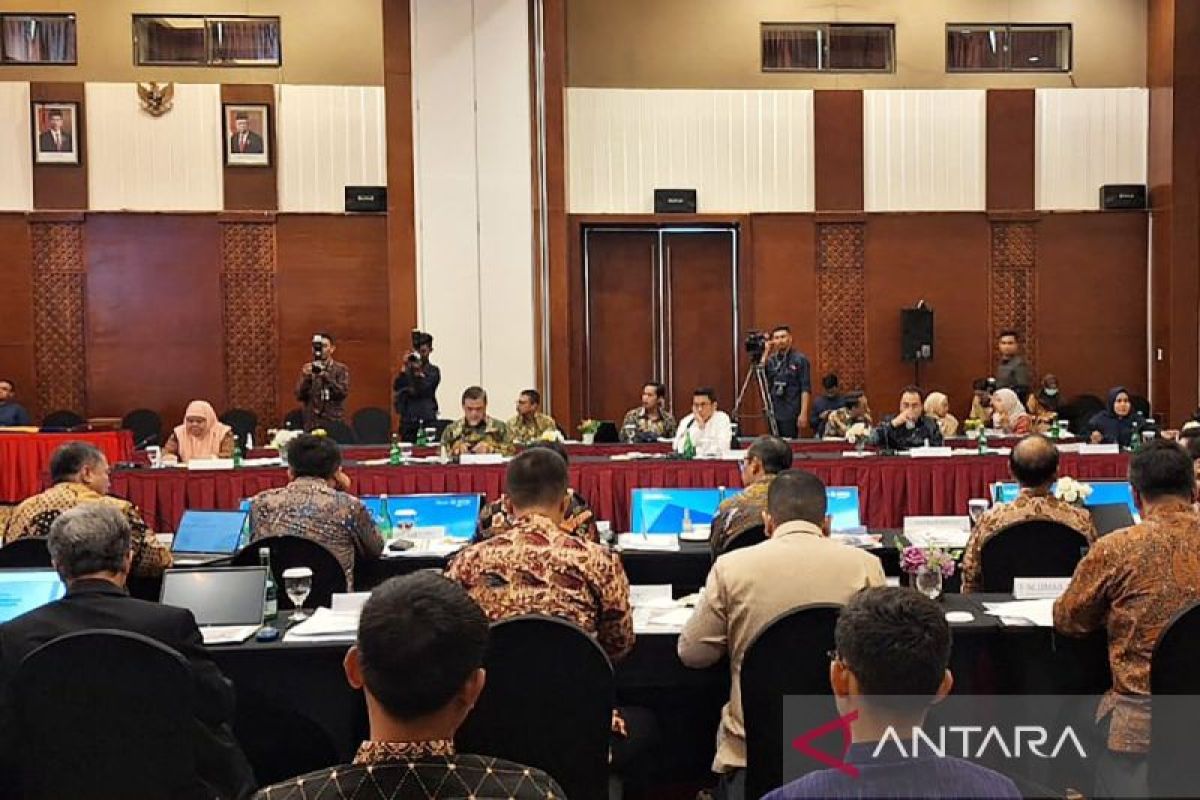 Komisi XI DPR pantau perkembangan perbankan syariah di Aceh