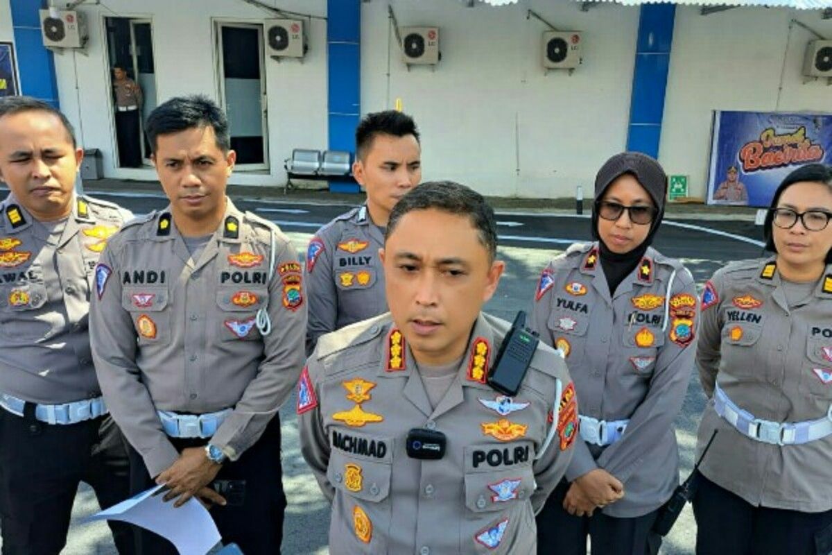 Dirlantas pantau ujian SIM C dengan pola sirkuit baru di Polresta Manado