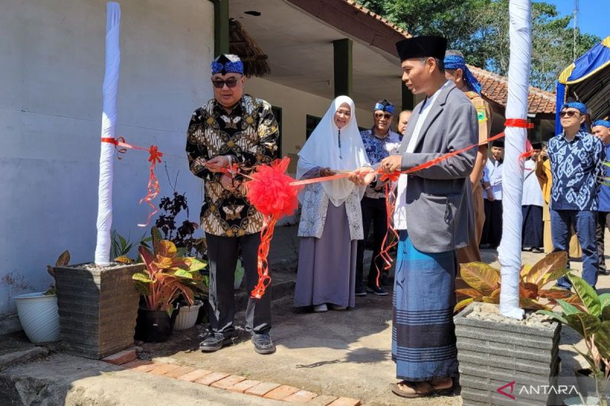 Prasetiya Mulya resmikan rumah produksi UMKM pesantren di Kuningan