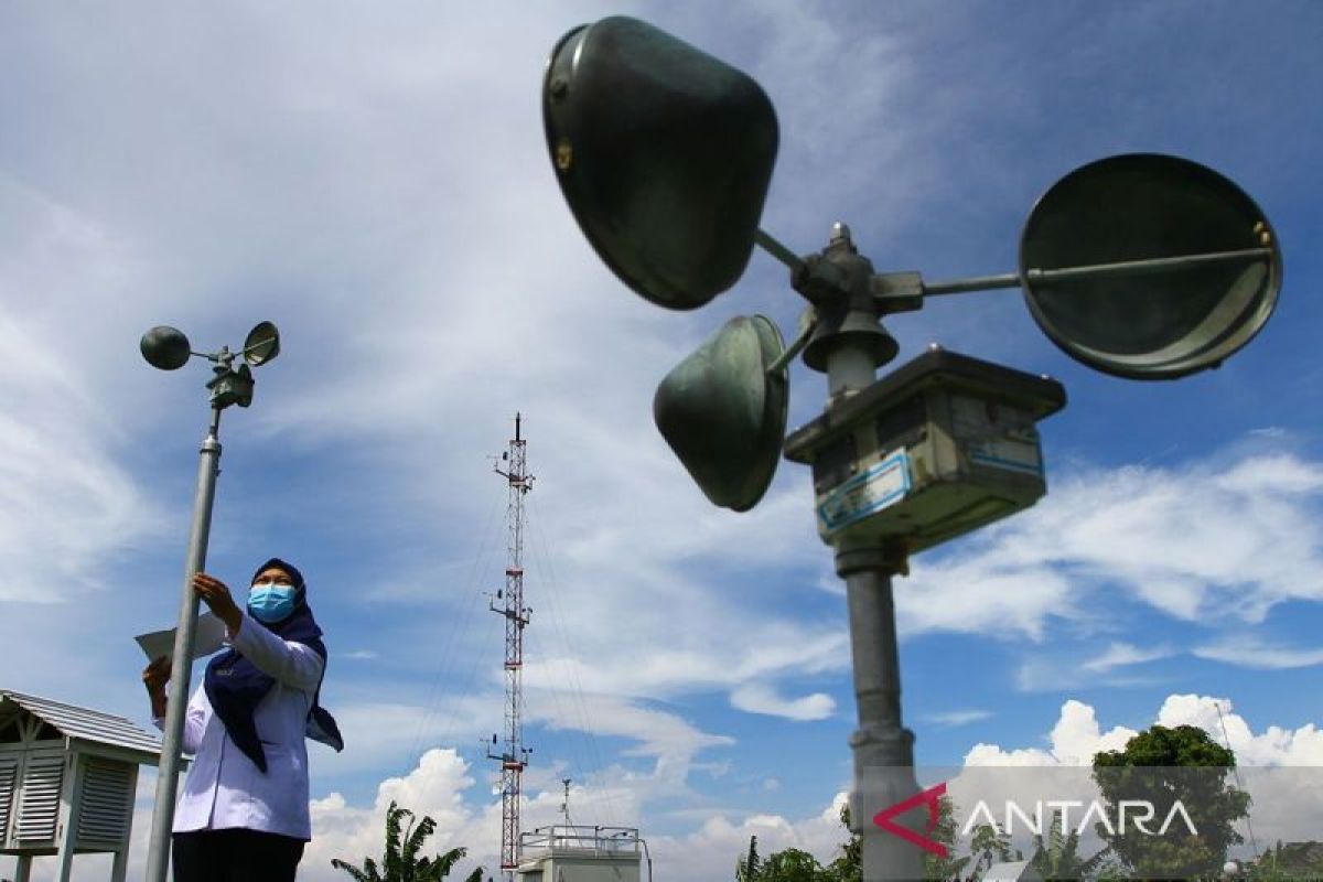 BMKG: Cuaca di sebagian besar Indonesia cerah berawan hari ini