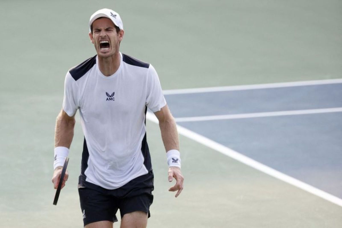 Andy Murray dan Zverev atasi kondisi berangin untuk melaju di Toronto