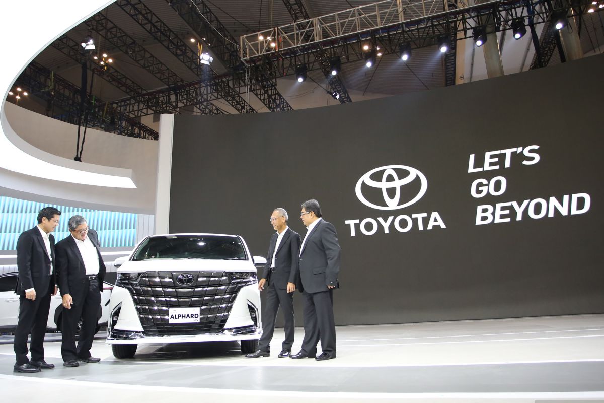 Toyota catatkan penjualan 37.736 kendaraan elektrifikasi pada 2023