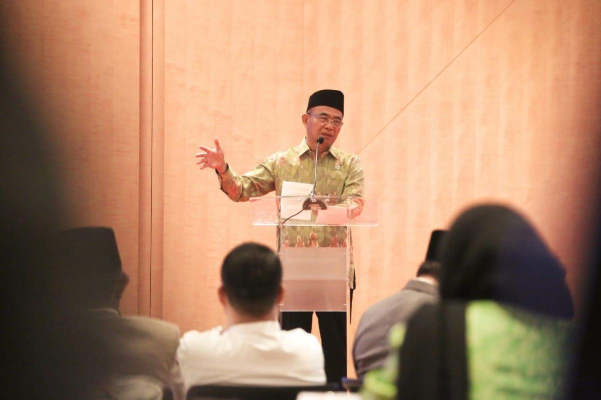Minister Effendy invites ICMI to help prepare quality young generation