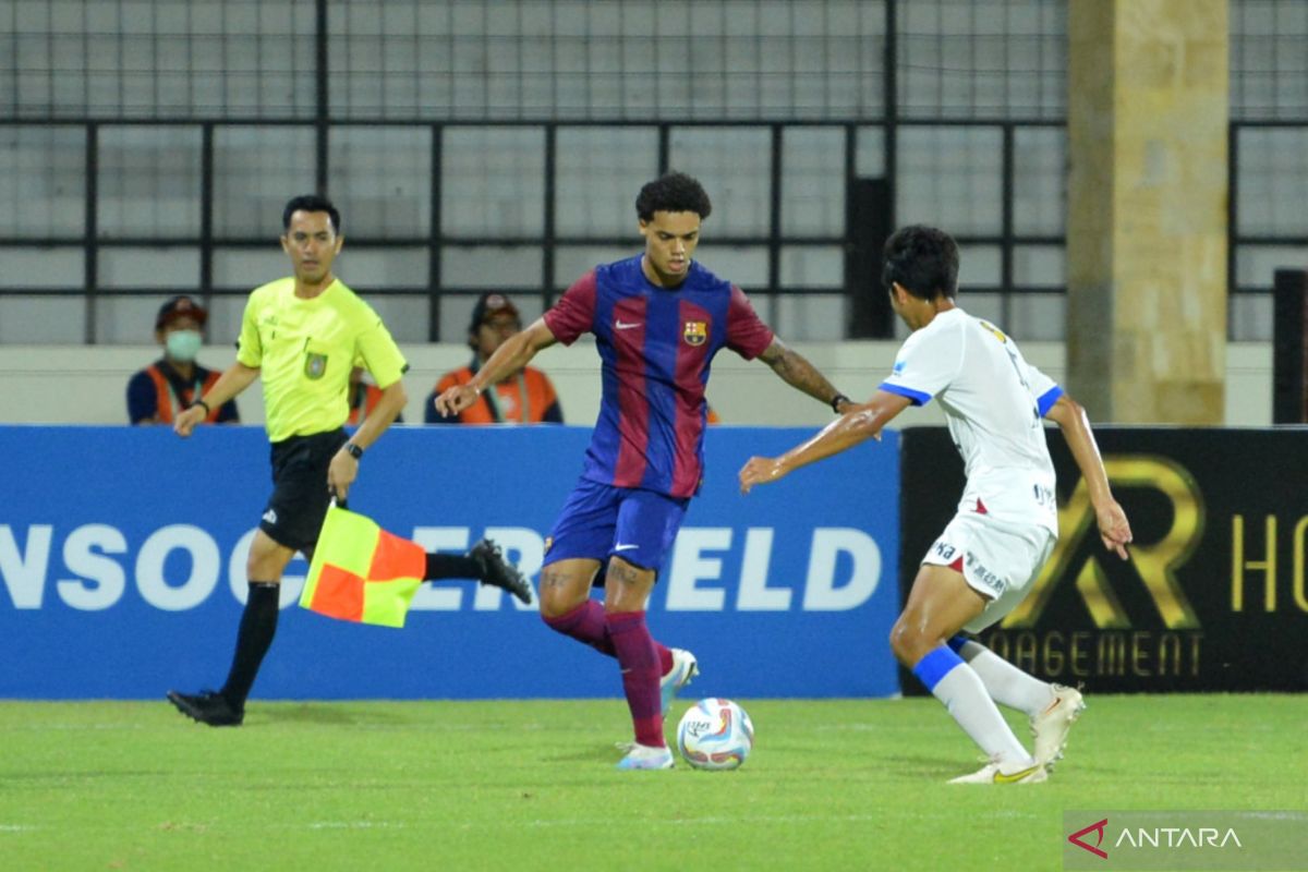 Kashima AtlersU-18 tahan  imbang Barcelona U-18 dengan skor 1-1