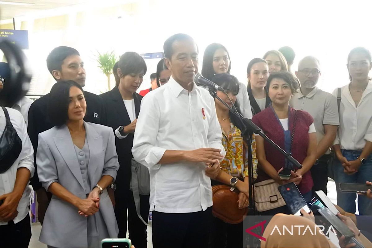Presiden Jokowi pastikan tiket LRT dan kereta cepat disubsidi