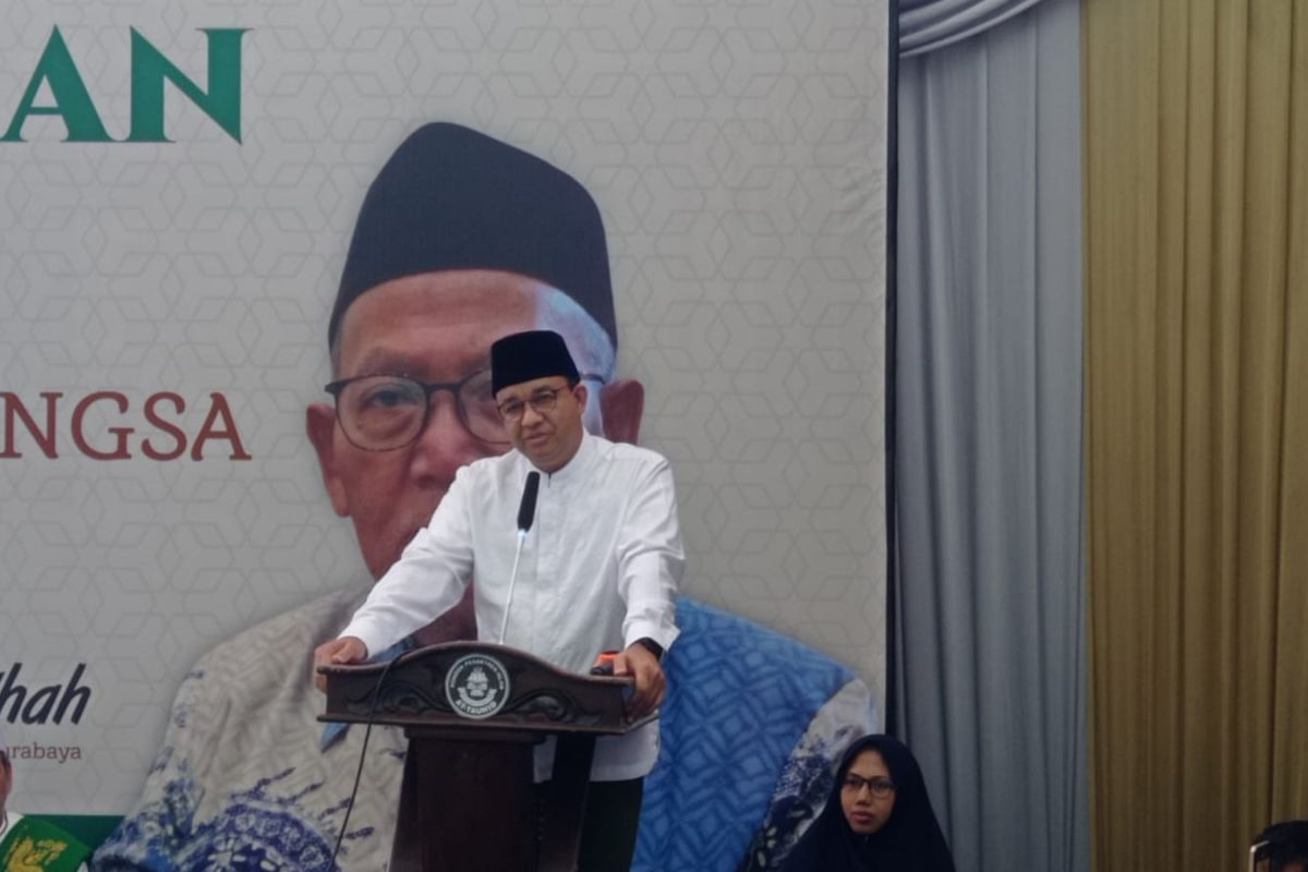 Anies Baswedan minta restu kiai Jatim di Ponpes At-Tauhid Surabaya