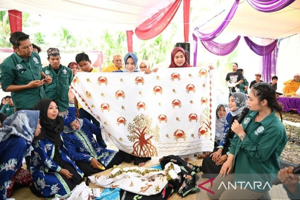 Putri Indonesia Jambi pimpin acara seminar kebudayaan ekspedisi Batanghari