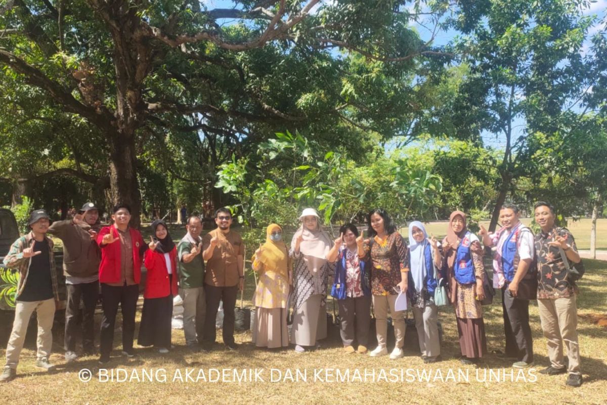 Unhas dan DLH Kota Makassar kolaborasi dalam pengelolaan sampah