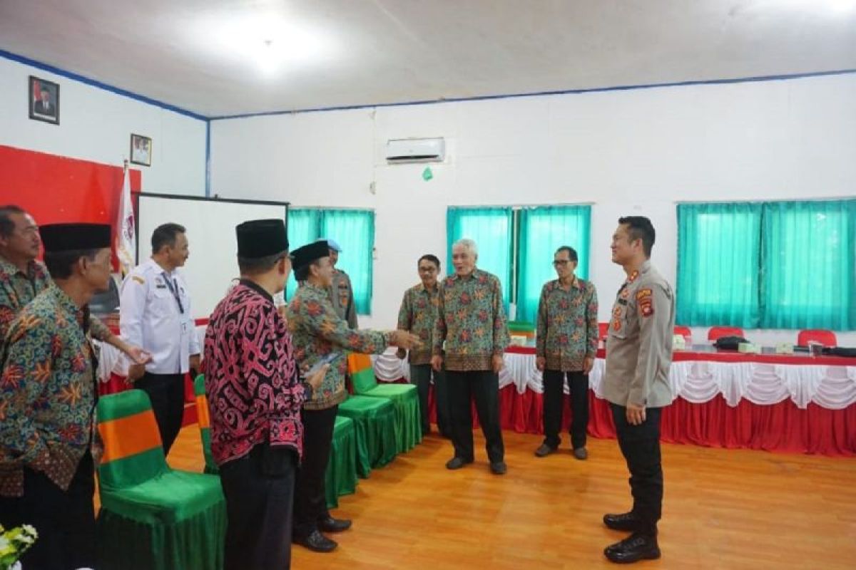 Polres Kapuas Hulu gandeng FKUB  hadapi situasi politik Pemilu 2024