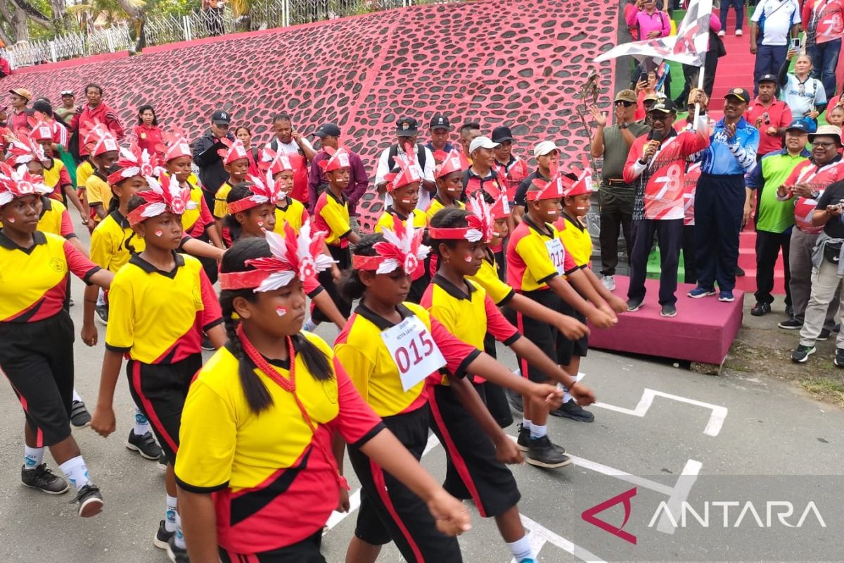 5.070 orang ikut lomba gerak jalan peringati HUT Ke-78 RI di Jayapura