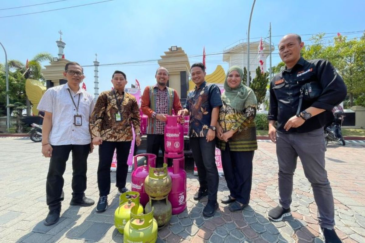 Pertamina-Pemkab Lamongan hadirkan promo tukar tabung elpiji khusus ASN