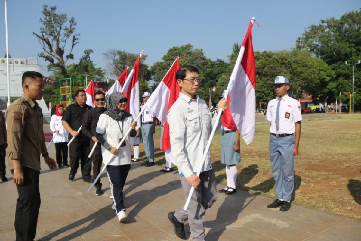 HUT RI, Pemkab Batang-PLTU dukung gerakan 10 juta Bendera Merah Putih