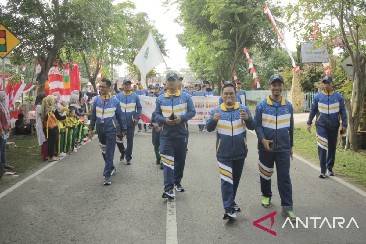 Kontingen Bangka Barat lakukan parade di Mentok
