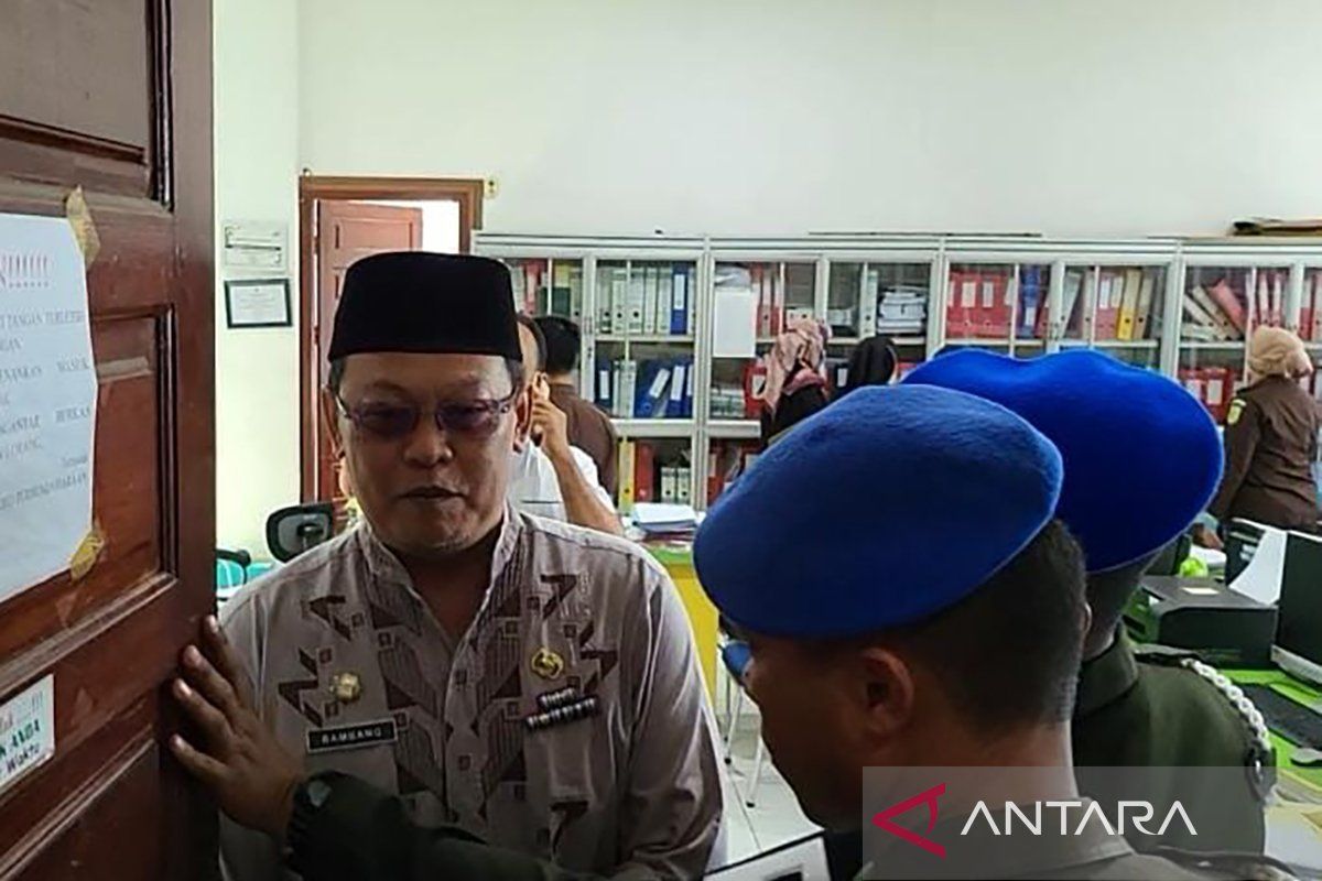 Jaksa amankan puluhan dokumen saat geledah Kantor DPKD Lhokseumawe