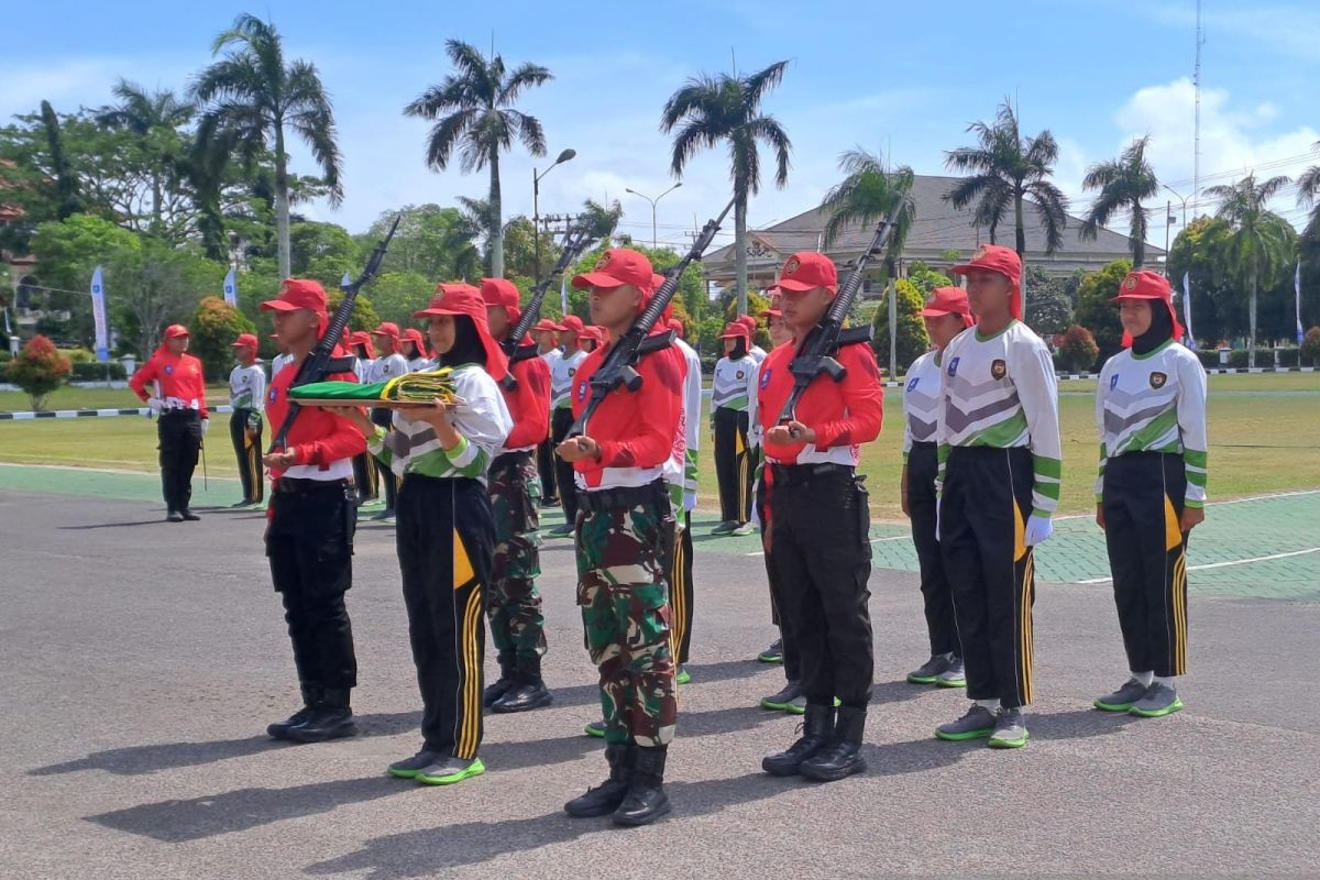 30 anggota Paskibraka Babel menjalani latihan baris berbaris