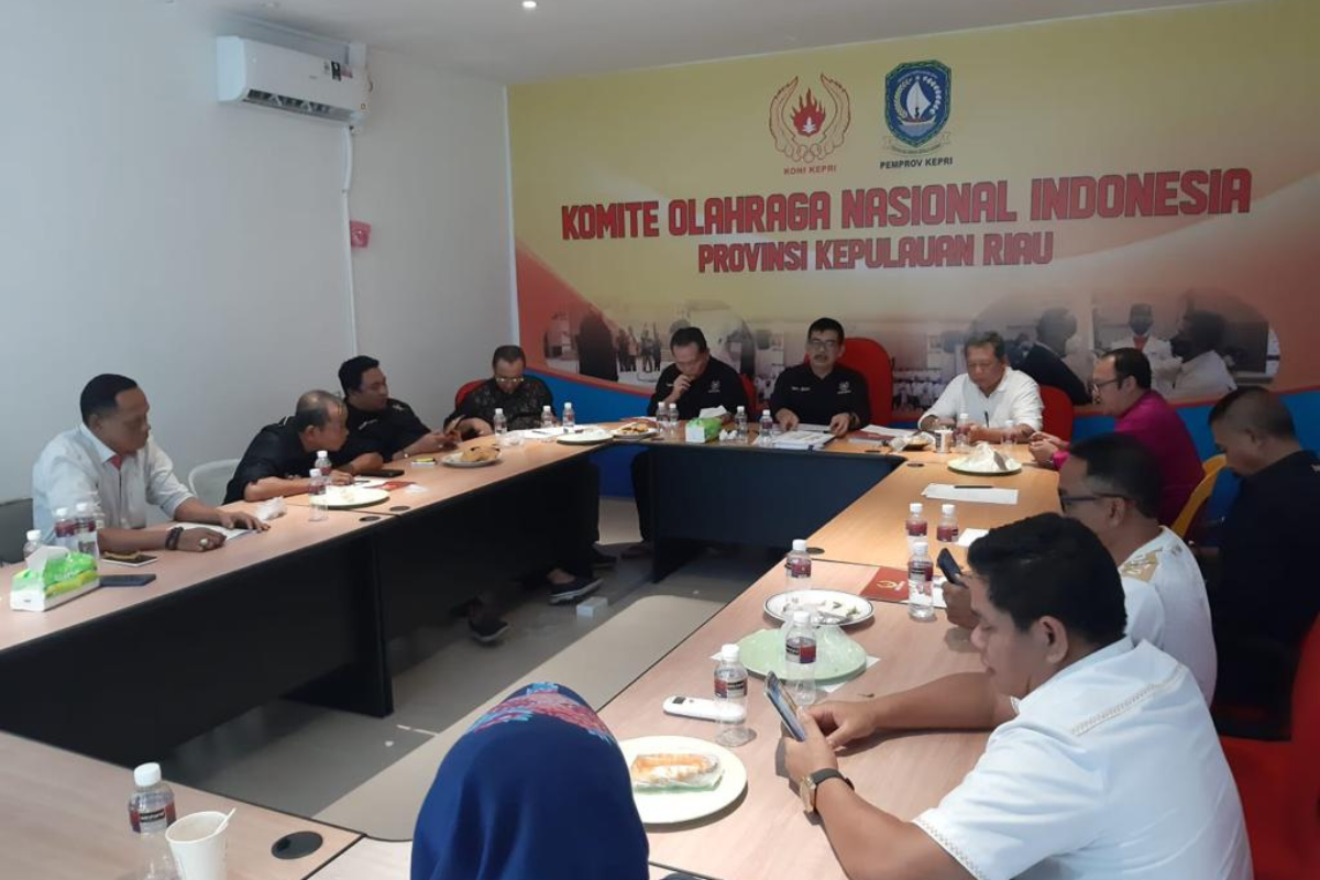 KONI Kepri komitmen loloskan atlit PON dan raih lima besar di Porwil XI Riau