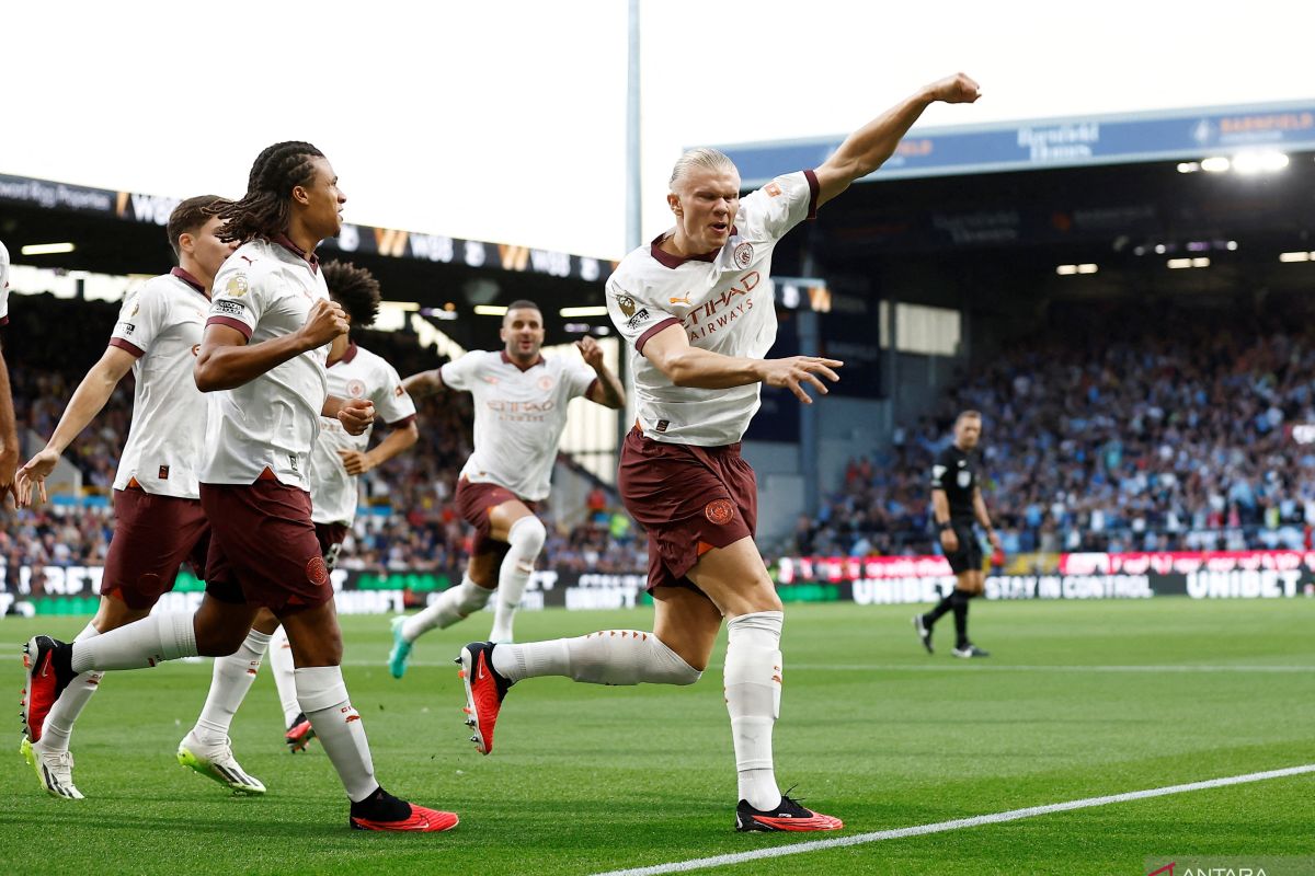 Manchester City atasi Burnley 3-0 di laga pembuka Liga Premier Inggris