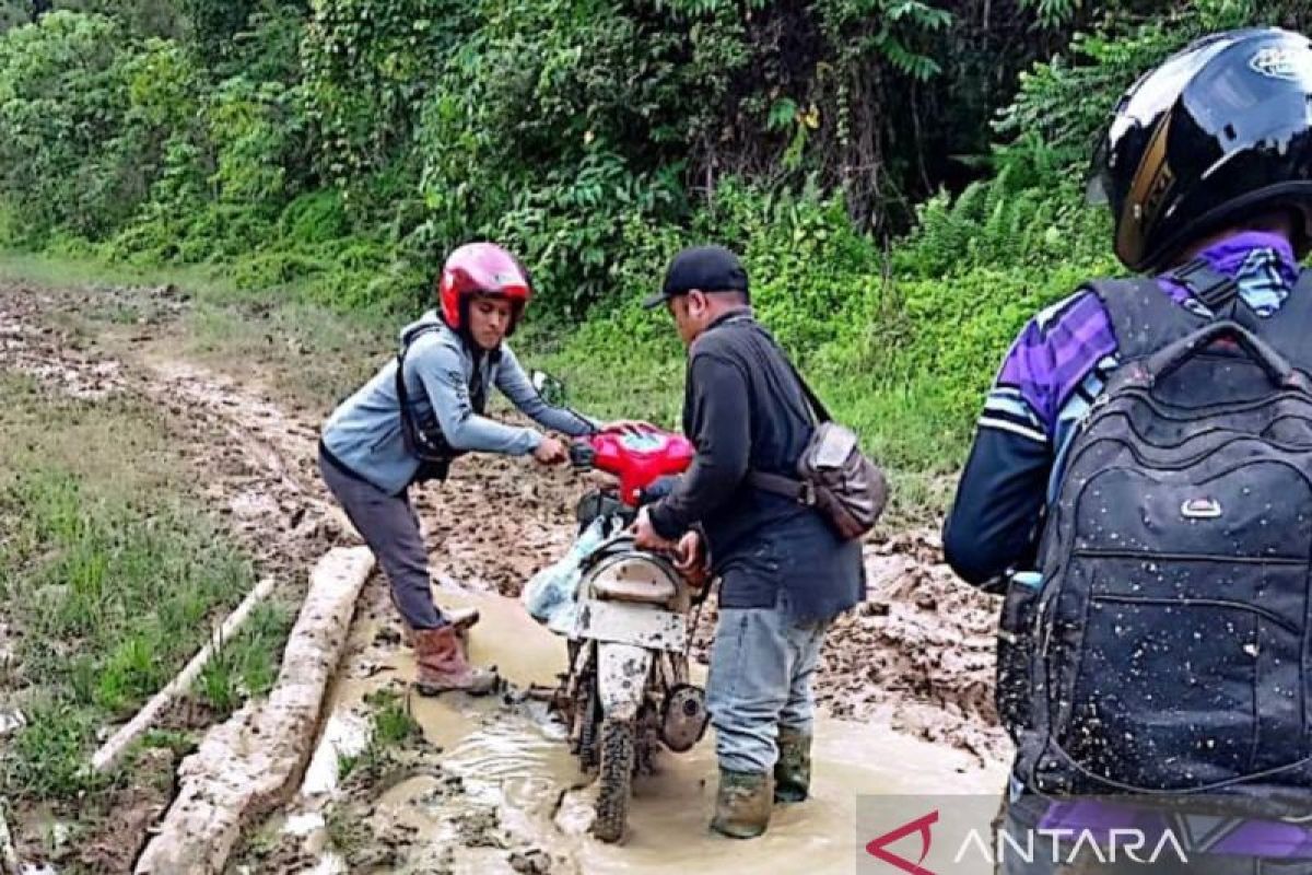 Kutai Barat anggarkan Rp5 miliar perbaiki jalan Kampung Gerunggung