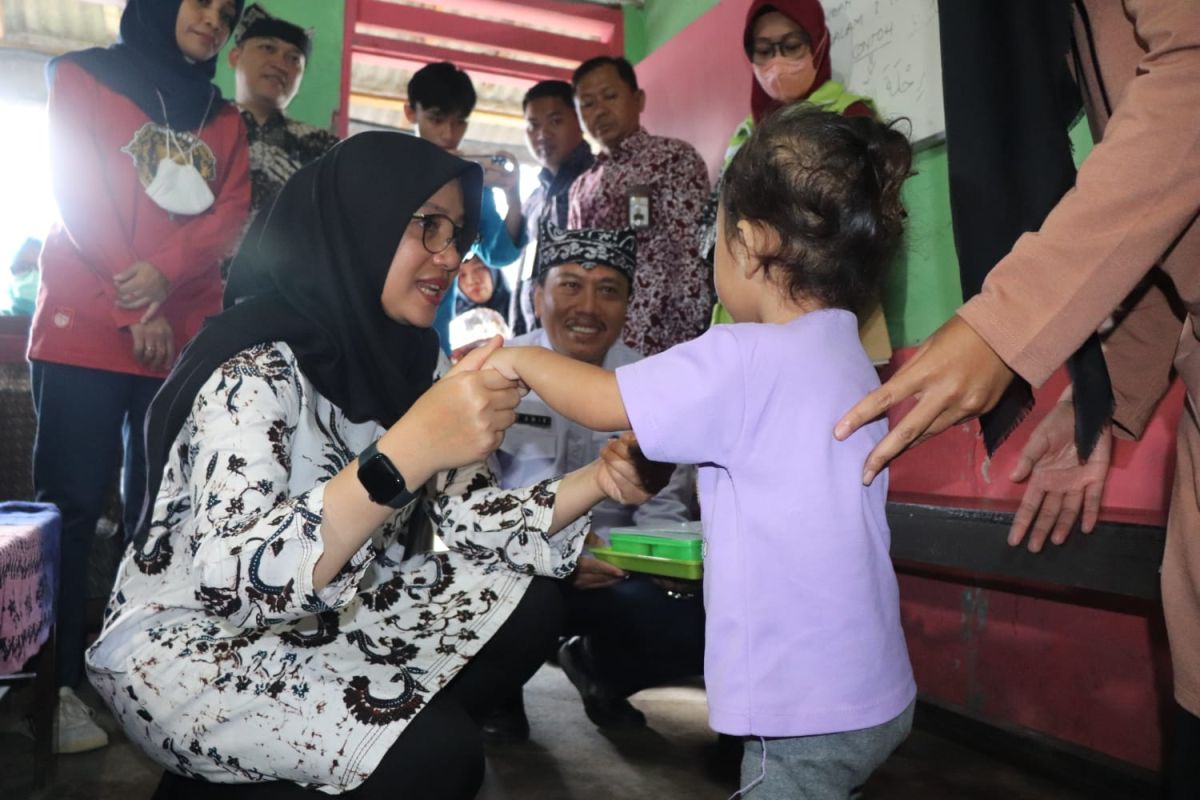 350 balita Banyuwangi dapat bantuan makanan bergizi dari OASE-KIM