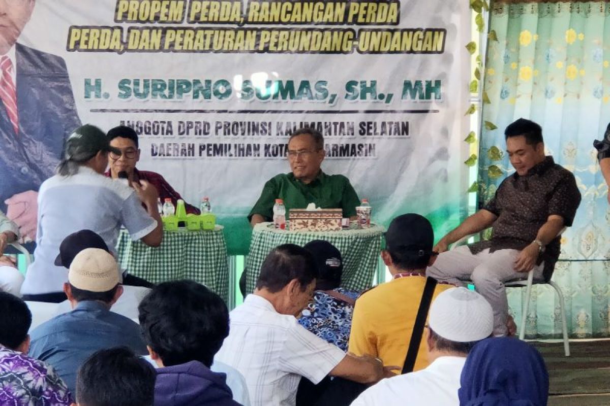 Anggota DPRD Kalsel Suripno gencarkan sosialisasi penyelenggaraan kesehatan