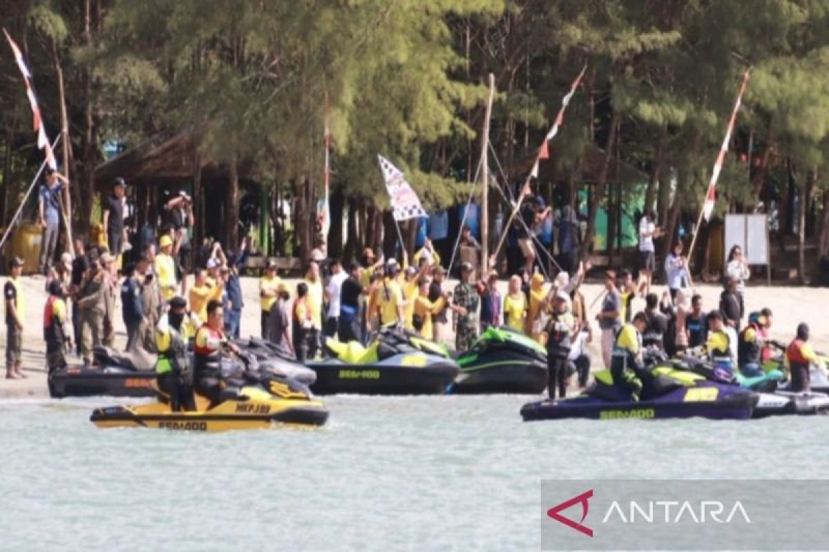 Kotabaru pushes marine-tourism through Jetski Touring Regent Cup