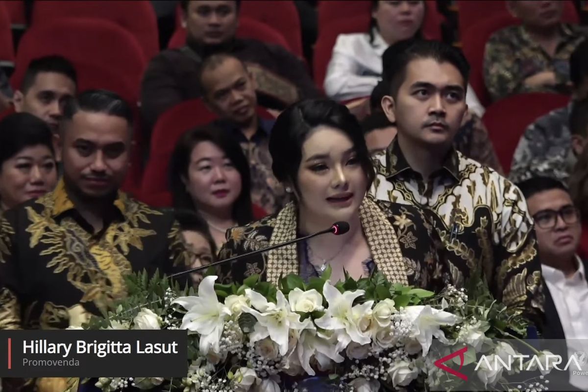 Hillary Brigitta cetak rekor MURI legislator perempuan doktor hukum termuda