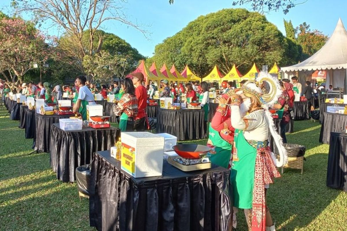 120 influencer ikuti Finna Foodies Cooking Competition di Candi Prambanan