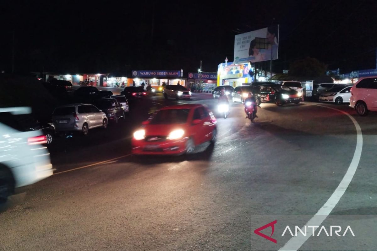 Pemerintah pusat didorong segera bangun tol Cianjur solusi macet Jalur Puncak