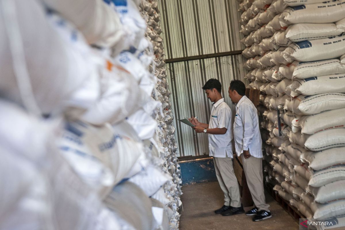 Bulog Lebak-Pandeglang gelontorkan 2.900 ton beras SPHP