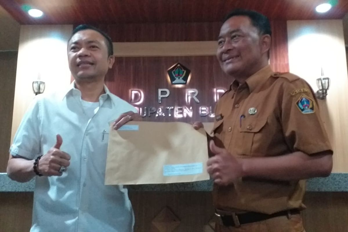 Wabup Blitar serahkan surat pengunduran diri sebelum penetapan DCT