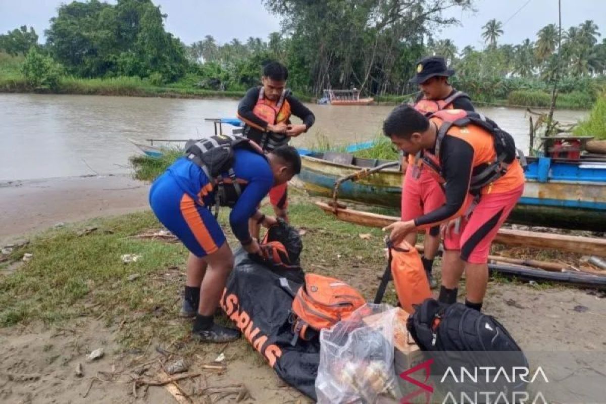 Basarnas kerahkan empat armada cari WNA Australia di laut Aceh Singkil