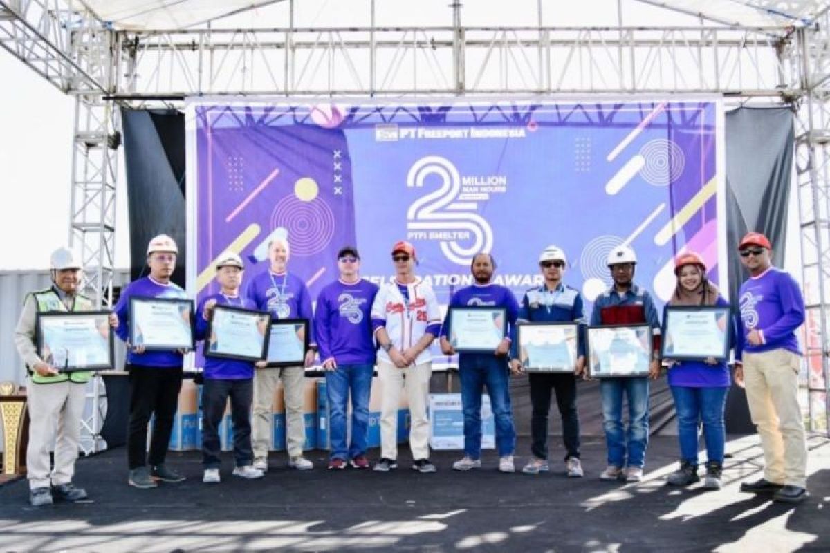 PT Freeport Indonesia beri penghargaan delapan kontraktor