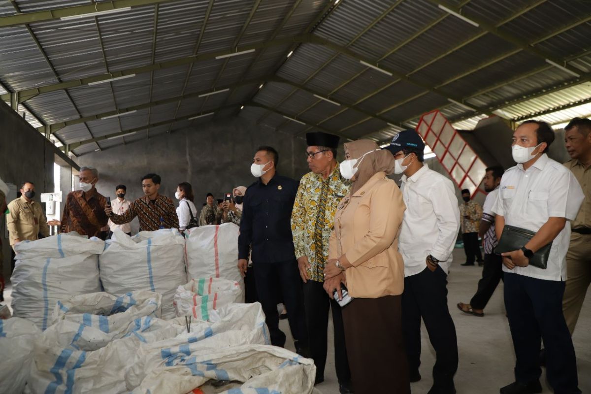 Dua tempat pengolahan sampah terpadu disiapkan di Sleman bagian tengah