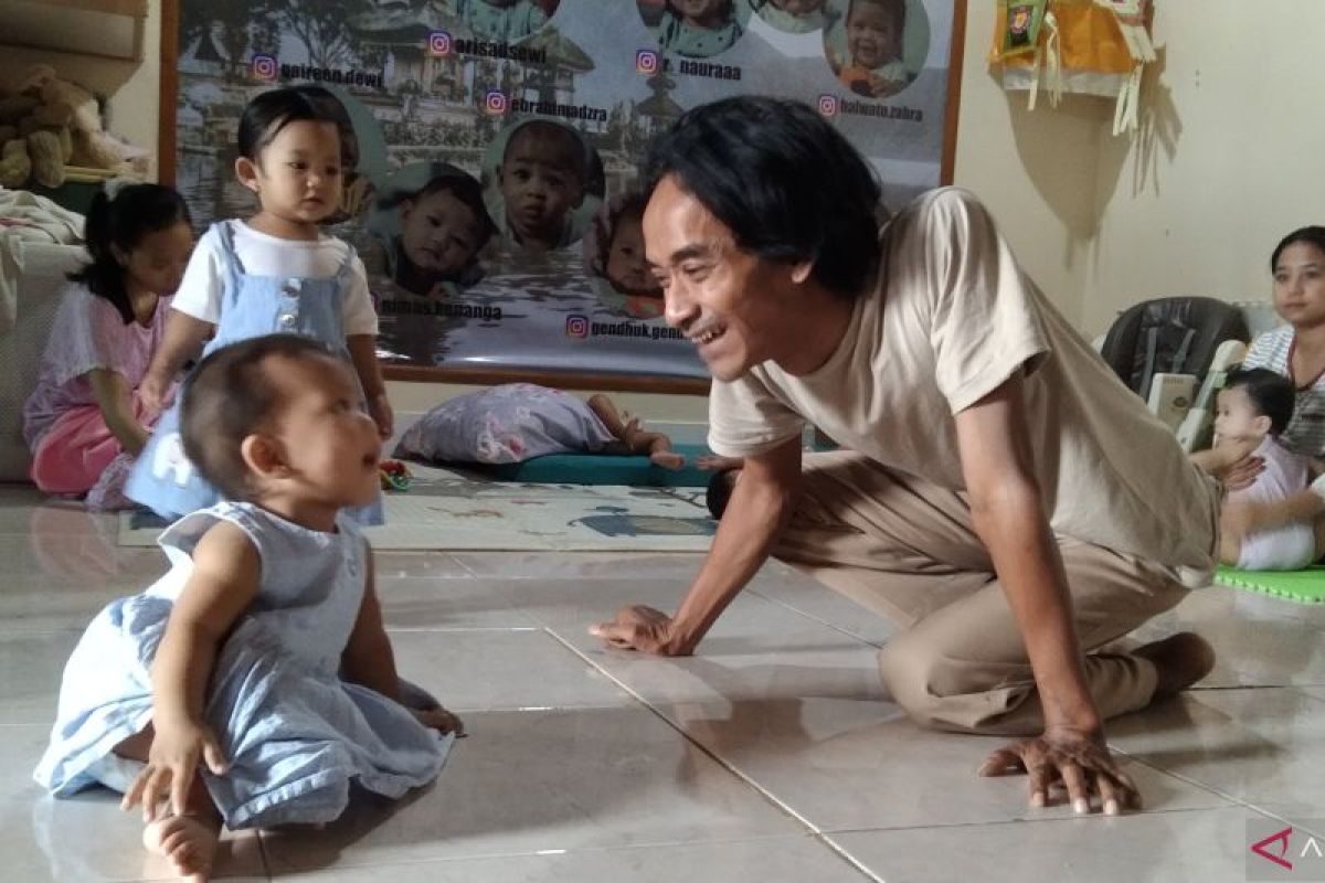 Ini kisah Burhan, sang pemberi kemerdekaan bayi telantar