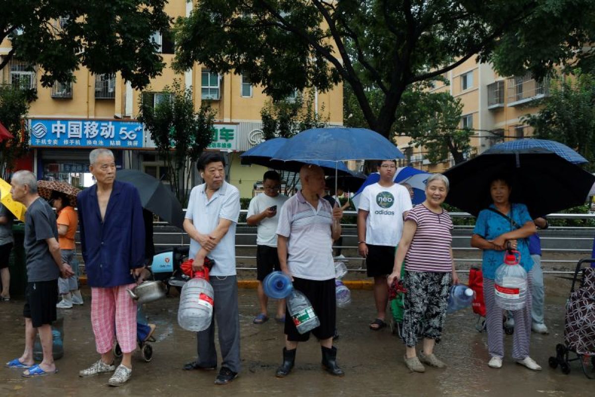 China pusing, tingkat fertilitas capai rekor terendah 1,09